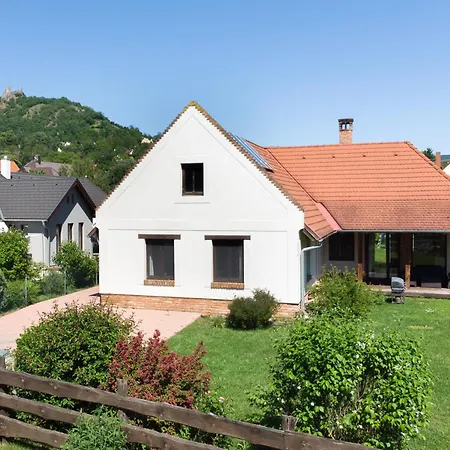 Vakantiehuis Rusztikus Nyaralohaz