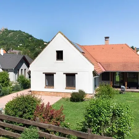 Rusztikus Nyaralohaz Vakantiehuis